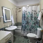 Aura Skanderbeg Square Apartment *