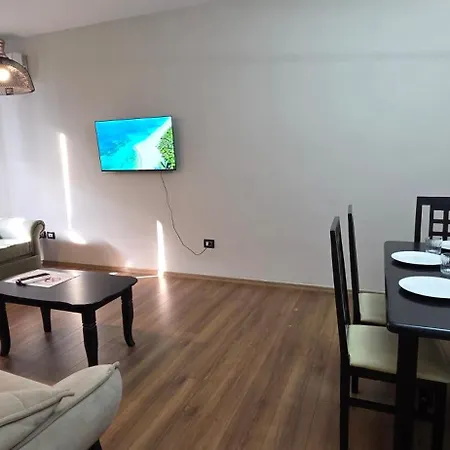 Aura Skanderbeg Square Lägenhet Tirana