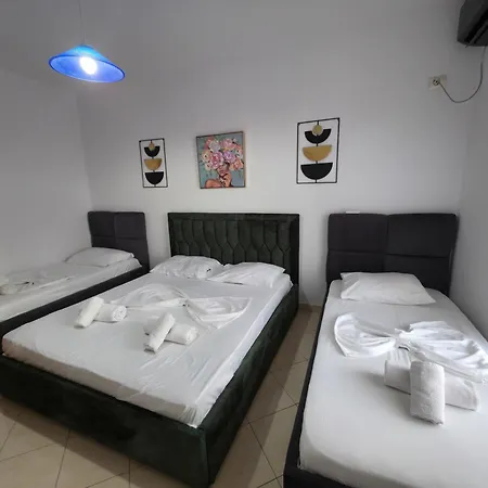 Aura Skanderbeg Square Apartman Tirana