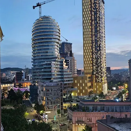 Aura Skanderbeg Square * Tirana