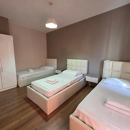 Apartment Aura Skanderbeg Square