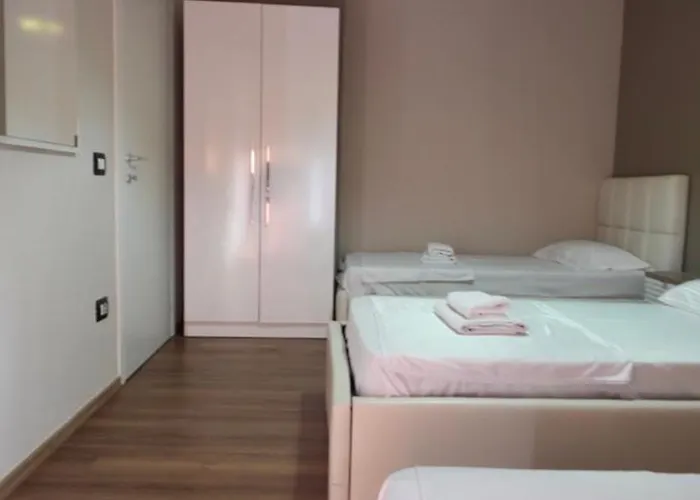 公寓 Aura Skanderbeg Square *